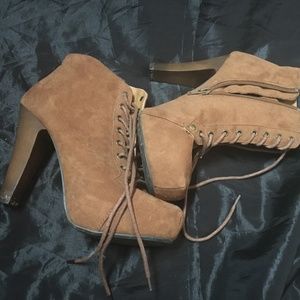boots light brown size 4